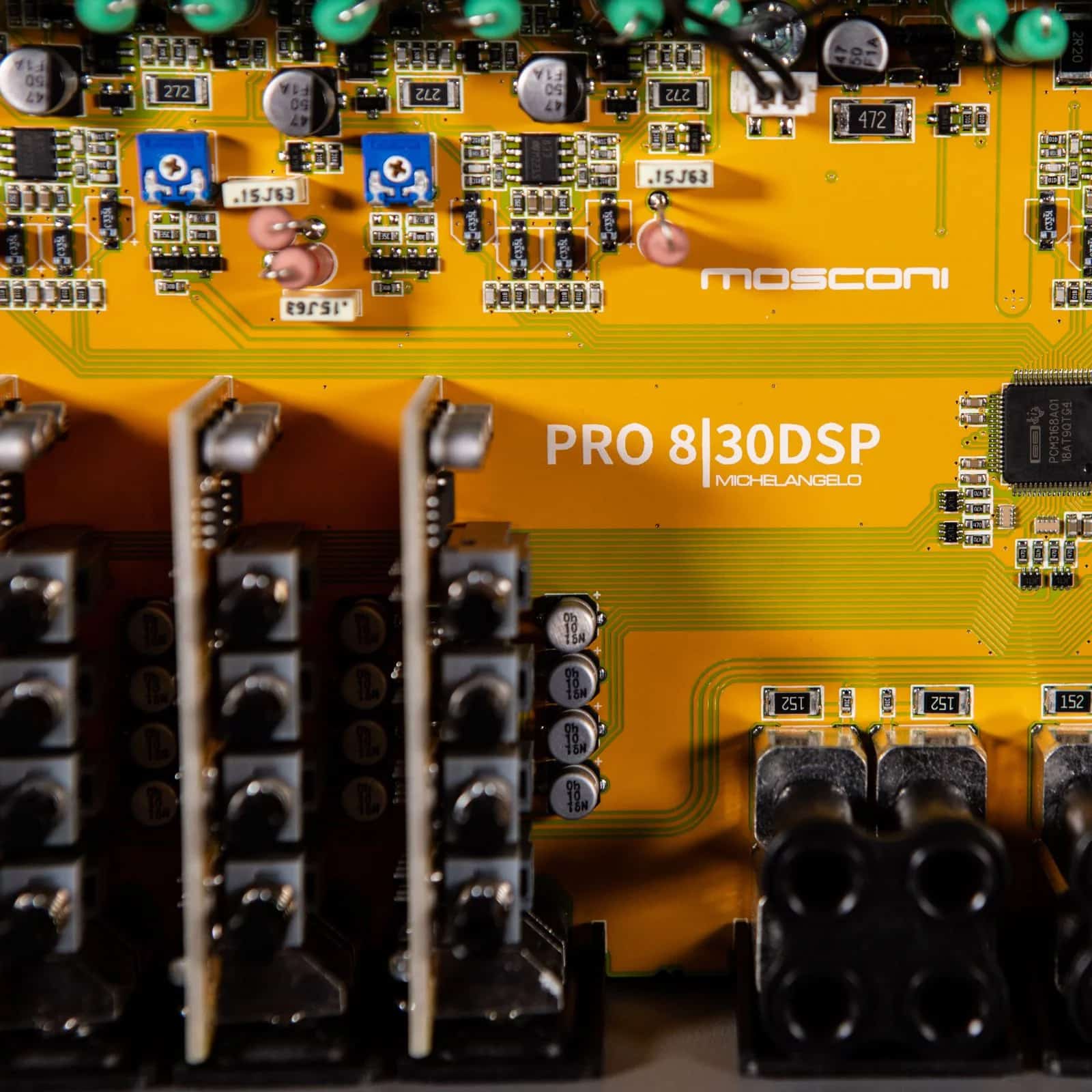 PRO 8|30 DSP Mosconi Gladen Pro Line 8 Channel Class A/B Amplifier